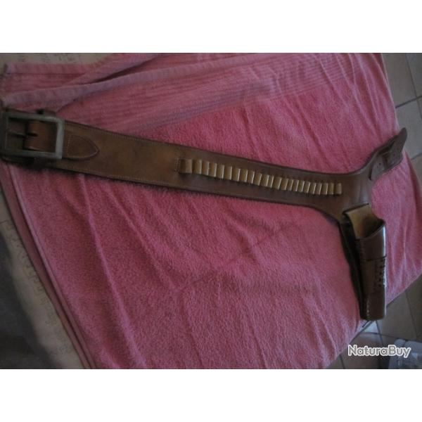 SUPERBE HOLSTER WESTERN -BUSCADEROS - EN CUIR TRE EPAIS