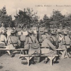 CPA -CAMP de MALLY. Musique d'infanterie , répétition   N°717