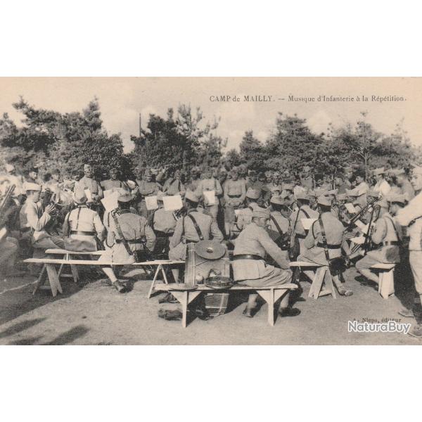 CPA -CAMP de MALLY. Musique d'infanterie , rptition   N717