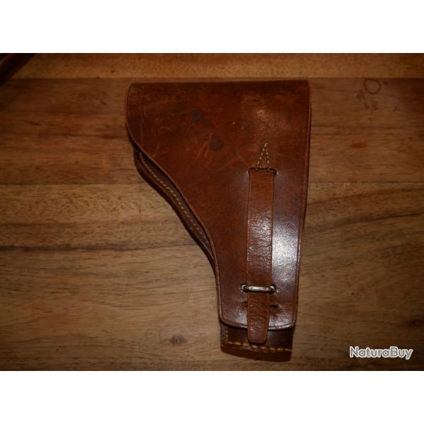 Holster de 7.65mm en cuir fauve surement pour un Browning 1910/22 ou MAB D