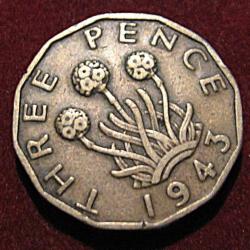 Angleterre piece de three pence 1943 Georges VI TTB