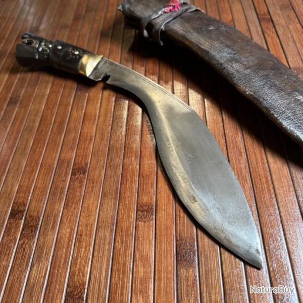 KUKRI FOURREAU CUIR MANCHE EN CORNE SCULPT