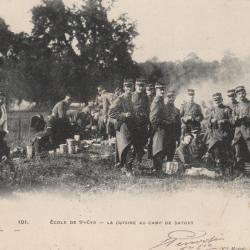 CPA - École de St-CYR La Cuisine au Champ de Satory N°733