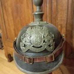 Ancienne réplique de casque Bavarois d'artillerie.