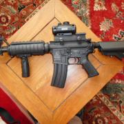 UNIVERSO SNIPER AIRSOFT ::::.... SIG 556 Holo de King Arms