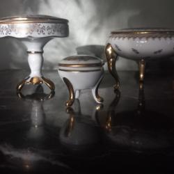 MINIATURE  lot de 3 boites tripodes en porcelaine de Limoges