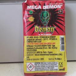 ARDI18 PAQUET DE 4 PETARDS DEMON MEGA DEMON  NEUF