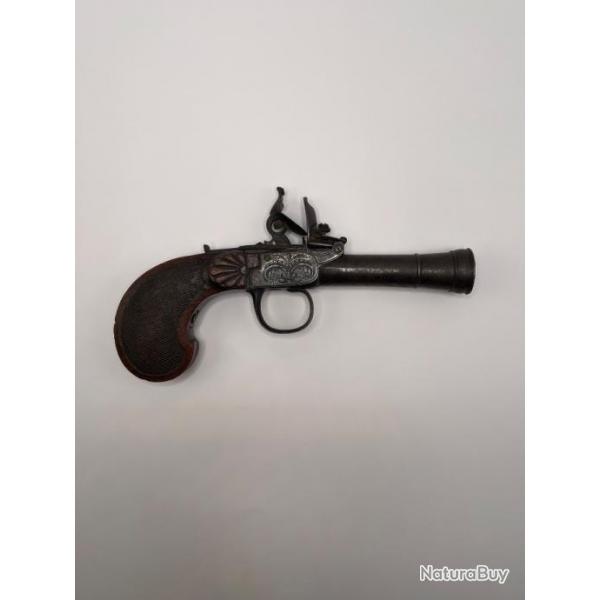 RARE Pistolet  coffre  silex 18eme