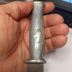 Ancien couteau scout louveteau a la tête de Loup