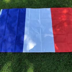 Drapeau Français avec oeillets (1.50m par 90cm)