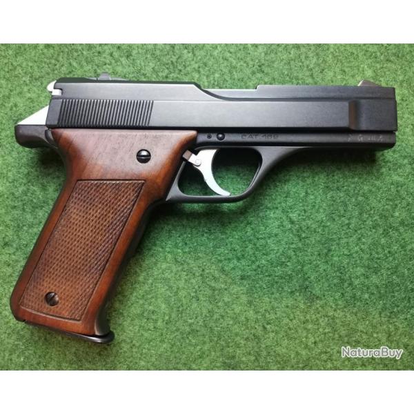 Pistolet semi-automatique BENELLI modle B80 - Calibre 7,65 Parabellum - 2 chargeurs (Occasion trs 