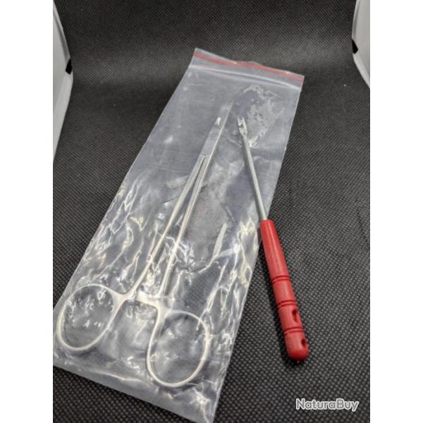 Lot 218 , FISH AND FISHING.PINCE FORCEPS COURB 18 cm / PAFEX.Plus d emballage d origine destockage