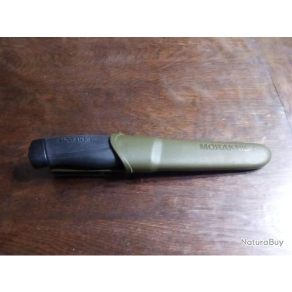 couteau morakniv : mora companion heavy duty stainless steel ( tat neuf )