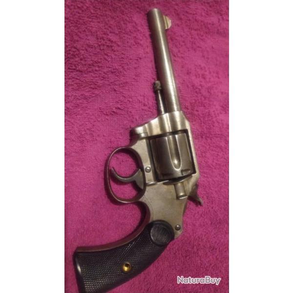 Colt new police  , police positive 32 s&w long poinon VP . Cat D vente libre +18 ans