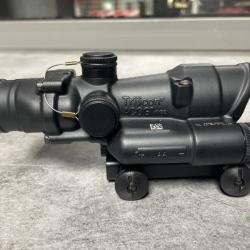 AV Lunette de Tir Trijicom ACOG 4X32