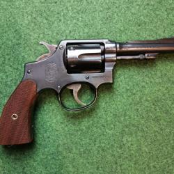 Revolver SMITH & WESSON mod. Military & Police - 4" - Calibre .38 spécial - Modifié guidon Parker Ha