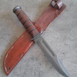 Ka-bar usmc année 80 Vintage !Neuf  Excellent état et magnifique patine.