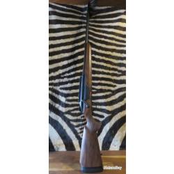 Carabine linéaire BERETTA BRX1 bois cal.300Win - canon 62 fileté - grade de bois 3