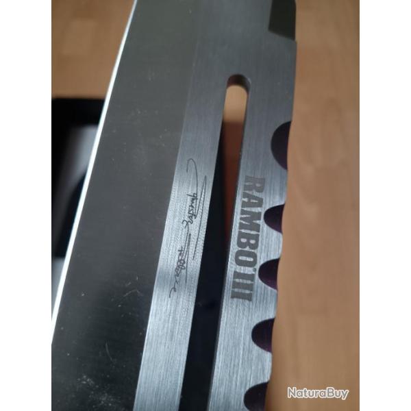 Couteau rambo 3 signature n srie 6819