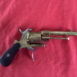 Revolver à broche en bronze