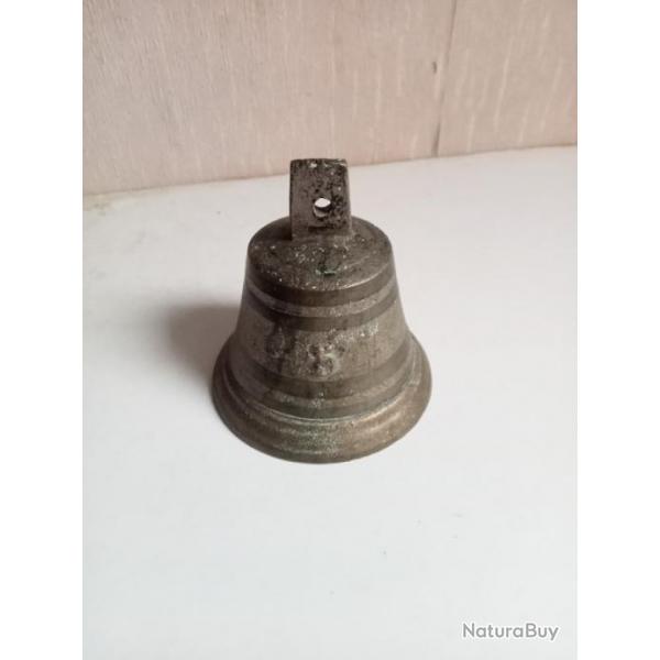 cloche ancienne en bronze hauteur 8 diamtre 7,5 cm n5