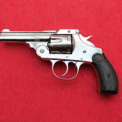 Revolver iver johnson 38 SW  CLASSE D