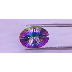 Topaze arc en ciel naturelle, 10.67 carat, IF, Brésil (traitement en surface)