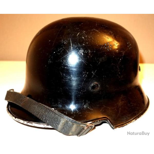 CASQUE ALLEMAND de POLIZEI de la SECONDE GUERRE.  /8839