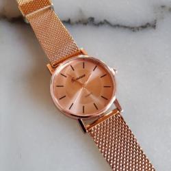 montre Geneva quartz neuve de stock pile neuve