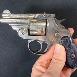 IVER JOHNSON très tardif cal 32 sw