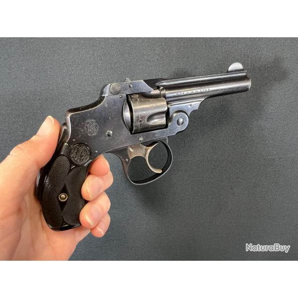 SMITH&WESSON HAMMERLESS 3eme modle cal 32sw short