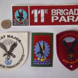 lot militaire 3 autocollants et un écusson parachutiste insigne tissu