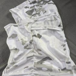 Cagoule en lycra respirante camouflage blanc  , chasse tactique , pêche et autre / ref n°5