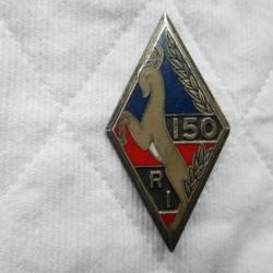 ancien insigne militaire français 150ème RI infanterie