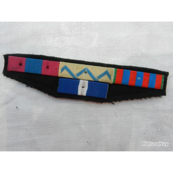 barrette de rappel de 4 dcorations militaires 7