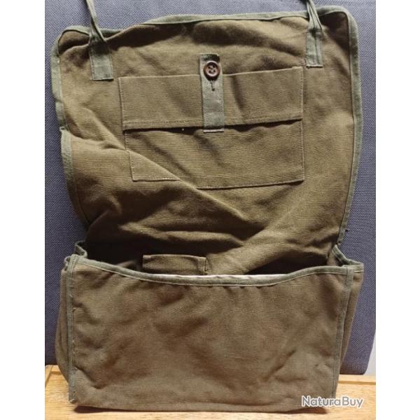 Authentique ancienne trousse de toilette militaire franaise