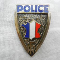 Ancien insigne de Police Nationale pour képi