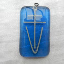 insigne pendentif journée libération victoire 2ème guerre en verre bleu - croix lorraine