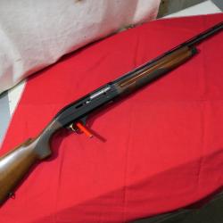 fusil semi auto BENELLI MONTEFELTRO 20