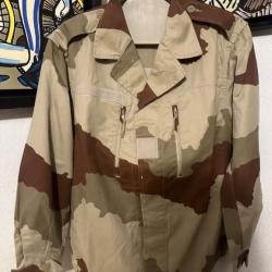 Veste militaire camouflage marque Mageco neuve taille 96M couleur desert