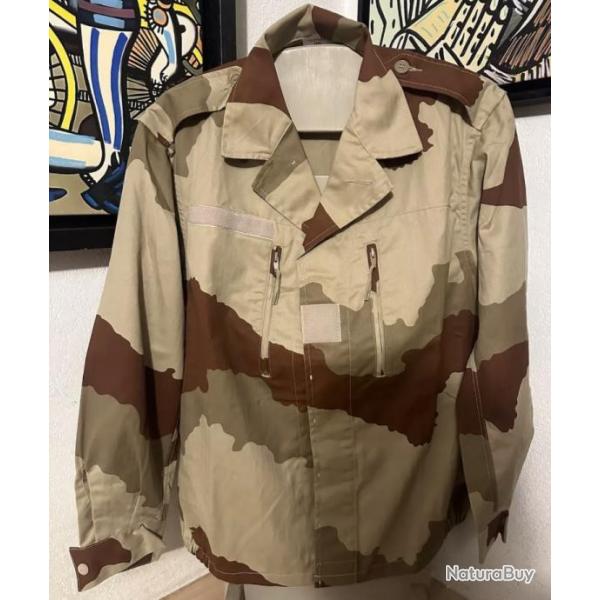 Veste militaire camouflage marque Mageco neuve taille 96M couleur desert