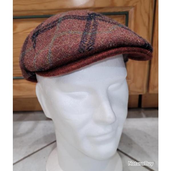 Casquette Plate 100 % laine vierge bordeaux