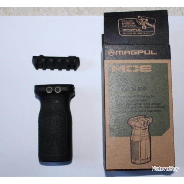 Poigne verticale Magpul RVG noire