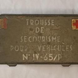 Trousse secourisme Armée Française pour véhicule militaire