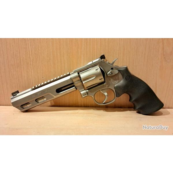 SMITH & WESSON 686 PERFORMANCE CENTER COMPETITOR