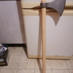 Cold steel viking battle axe