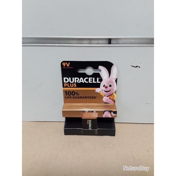 11157 PILE DURACELL DE 9 VOLTS LR61 NEUF