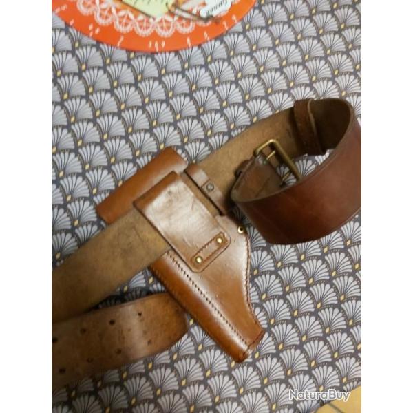 Ceinturon et holster cuir ancien