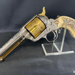 colt single action army calibre 44/40.    5 eme serie de photos p