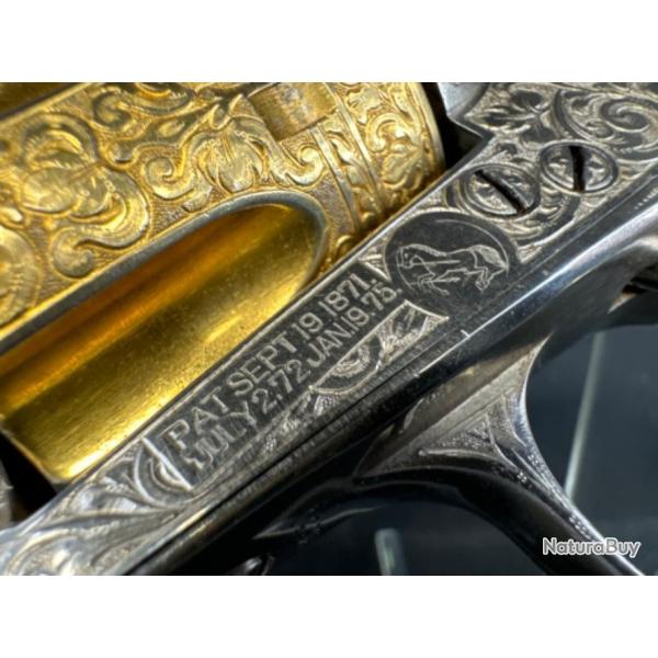 colt single action army calibre 44/40.    5 eme serie de photos p
